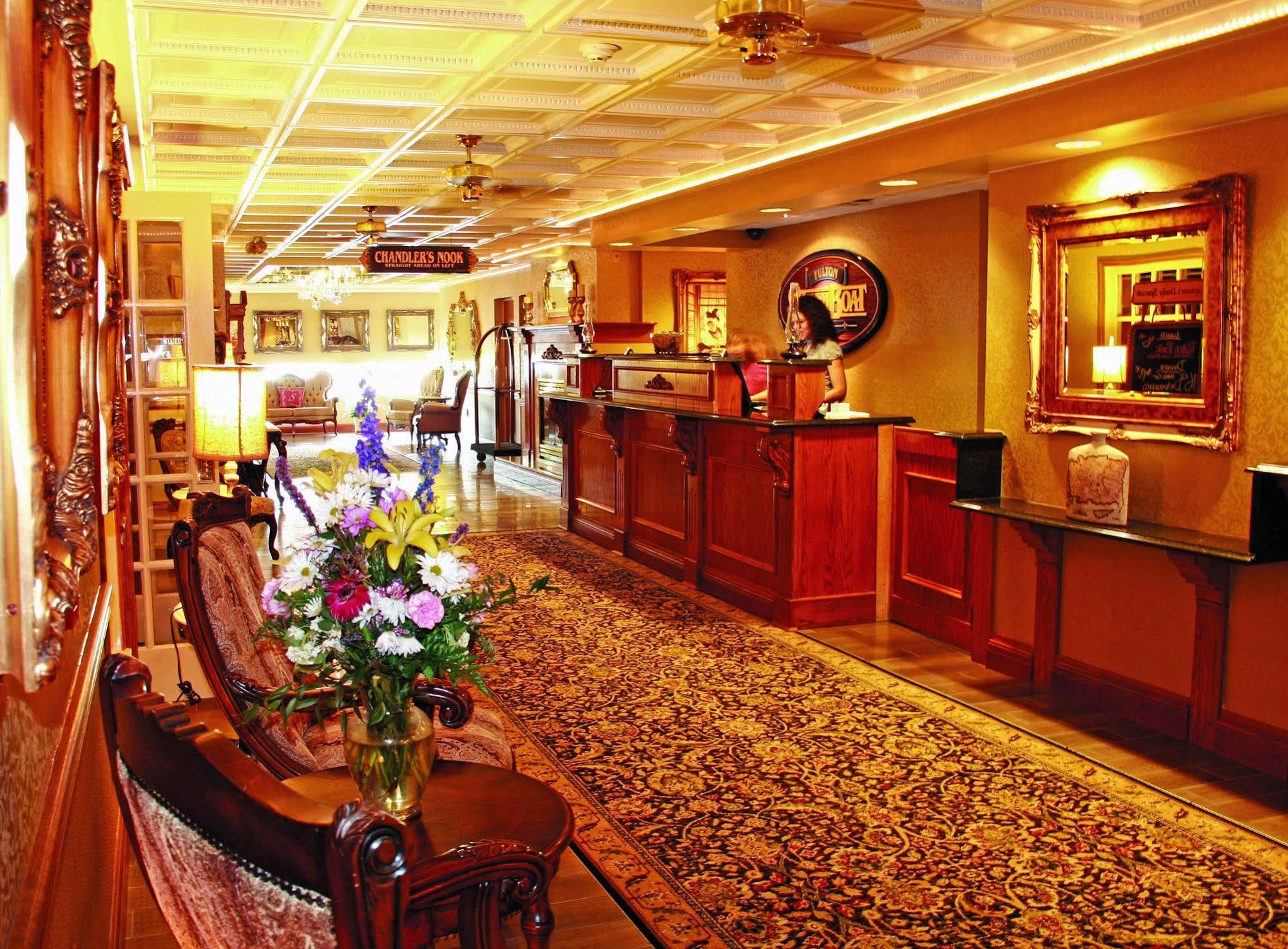 Fulton Steamboat Inn Ronks Buitenkant foto